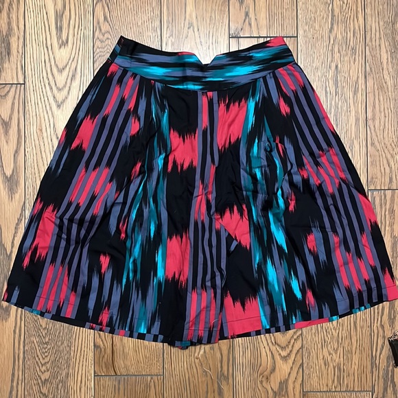 Vintage Ann Taylor Jams/LaCroix lookin shorts! Size 6 - Picture 5 of 5